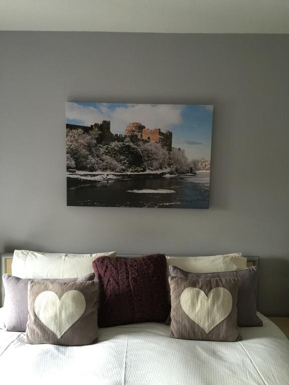 Eaton House Hotel Pembroke Eksteriør billede