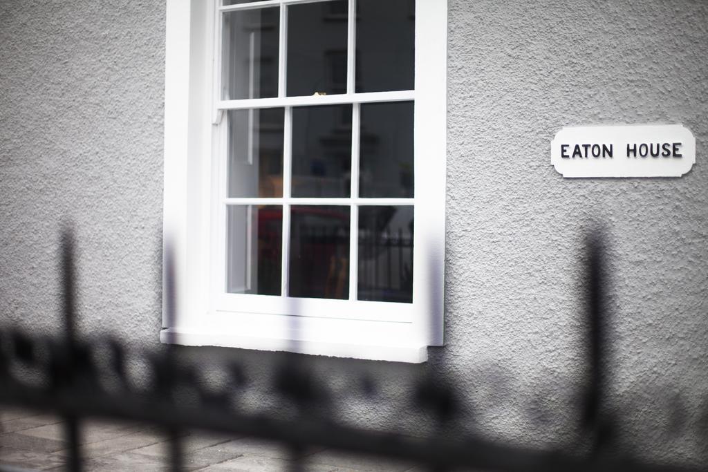 Eaton House Hotel Pembroke Eksteriør billede